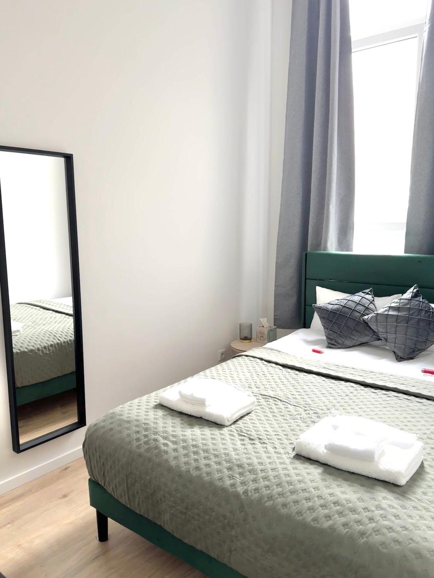 Heaven Homes - Privatzimmer Mit Bad Im Herzen Von Duesseldorf Buitenkant foto